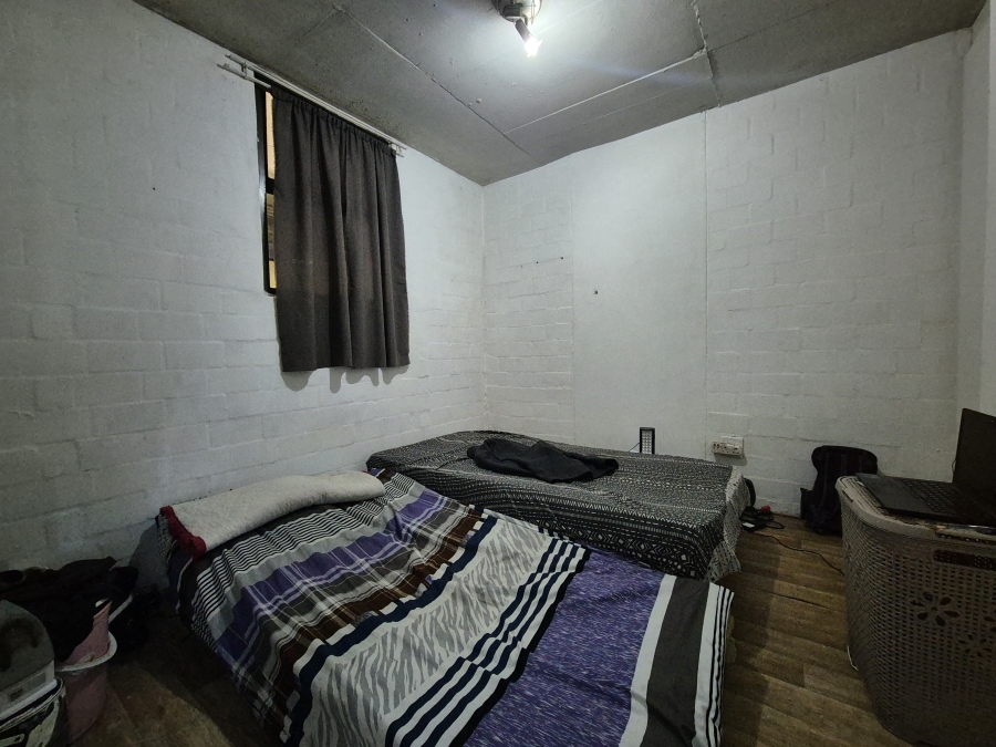 1 Bedroom Property for Sale in Wynberg Western Cape